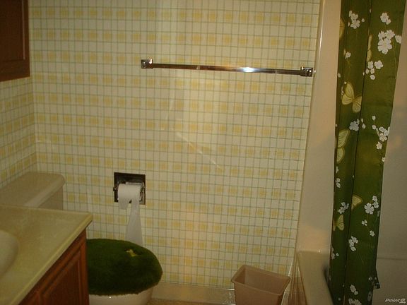 411 N. LEHIGH ST. bath 2 basement