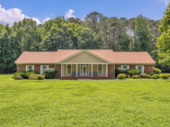 286 W Shore Dr, La Fayette, GA 30728