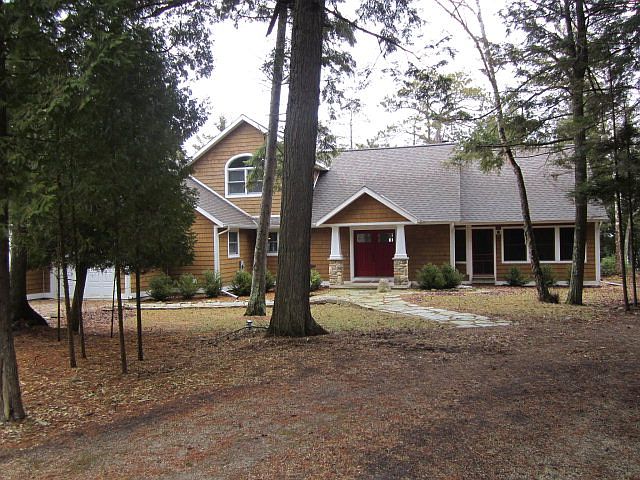 1st image of 4574 Glidden Dr
