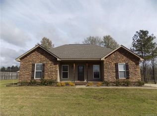 8469 Redland Rd, Wetumpka, AL 36093