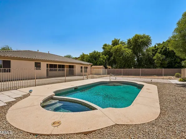 14450 W AVALON Drive, Goodyear, AZ 85395