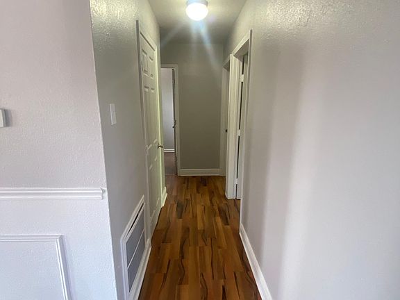 3rd image of 1805 S Lopez St