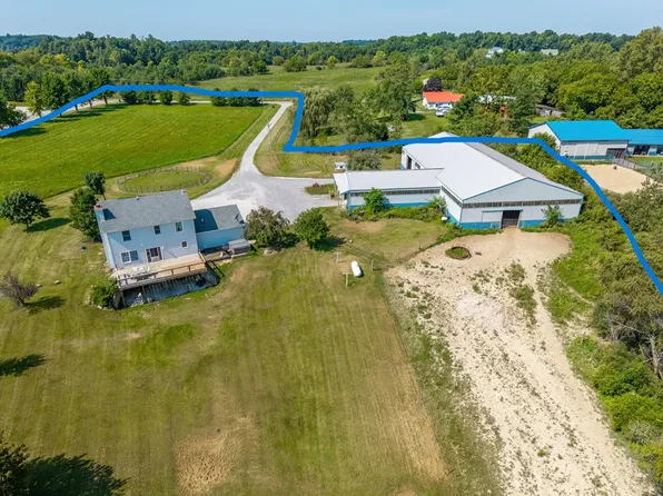 3128 S 600 W, Pleasant Lake, IN 46779