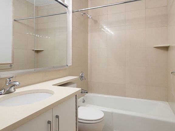 5th image of 211 W 56th St APT 28J