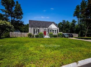 17 Richardson Dr, Dover, NH 03820