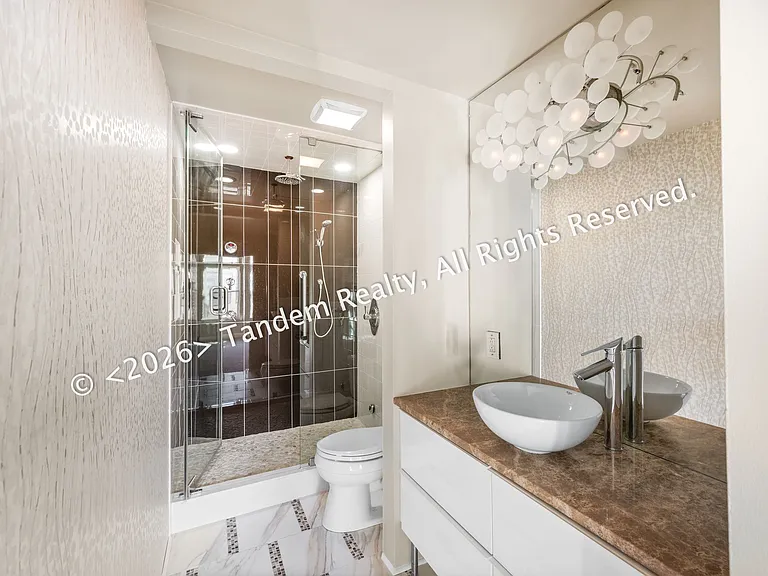 937 Russell St Apt 10 (33)_07222026