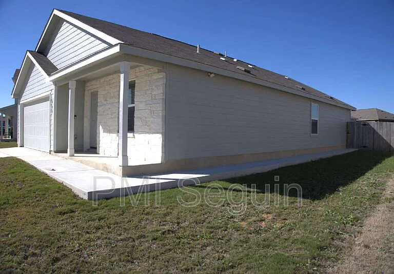 809 Riviera Ct — Photo 21
