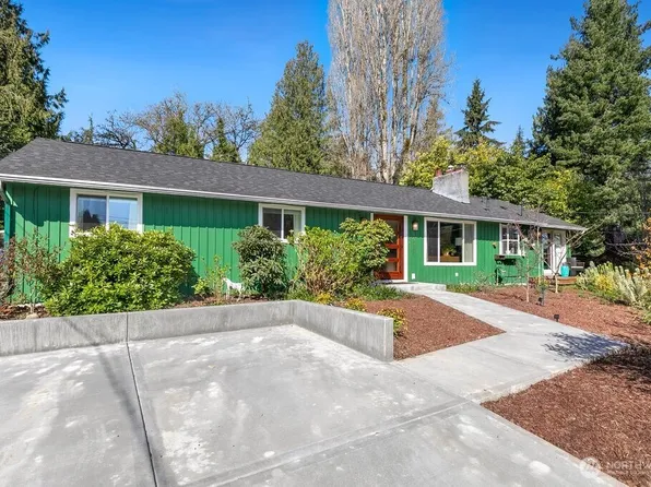 16533 34th Avenue NE, Lake Forest Park, WA 98155