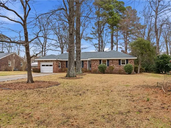 4716 Thoroughgood Dr, Virginia Beach, VA 23455