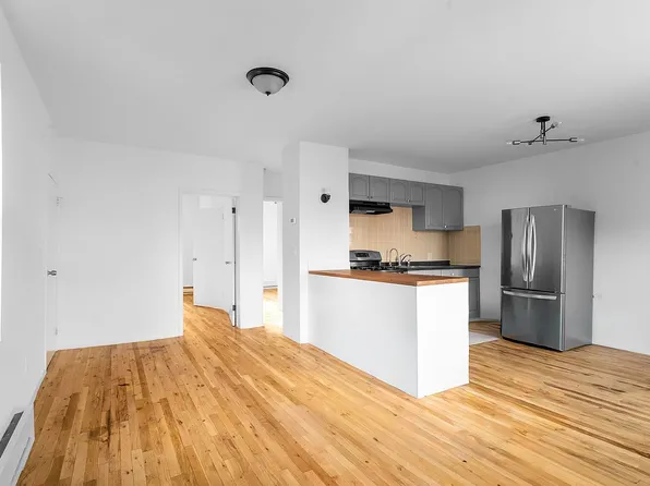 60-30 56th Dr, Maspeth, NY 11378