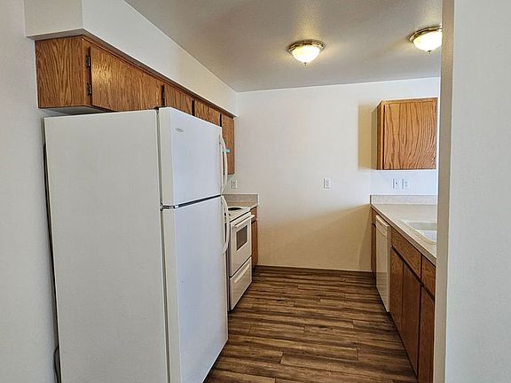 5th image of 66 SW 3rd St #11