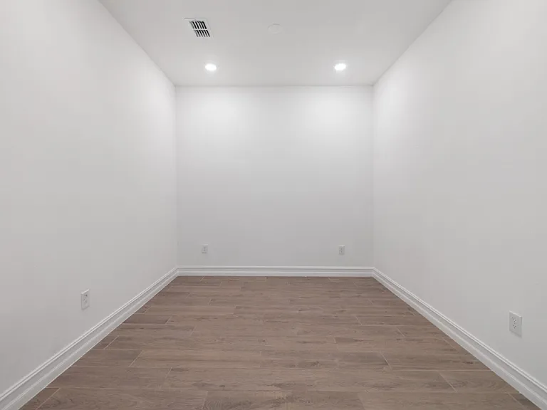 5103 San Martino Dr — Photo 5