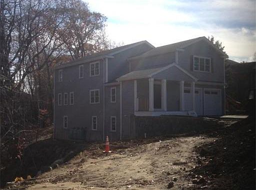 2nd image of 20 Lauricella Ln