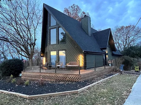 372 Grandview Dr, Kodak, TN 37764