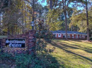 121 Scottdale Dr, Jackson, MS 39212