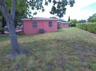 9201 Broad Manor Rd, Miami, FL 33147