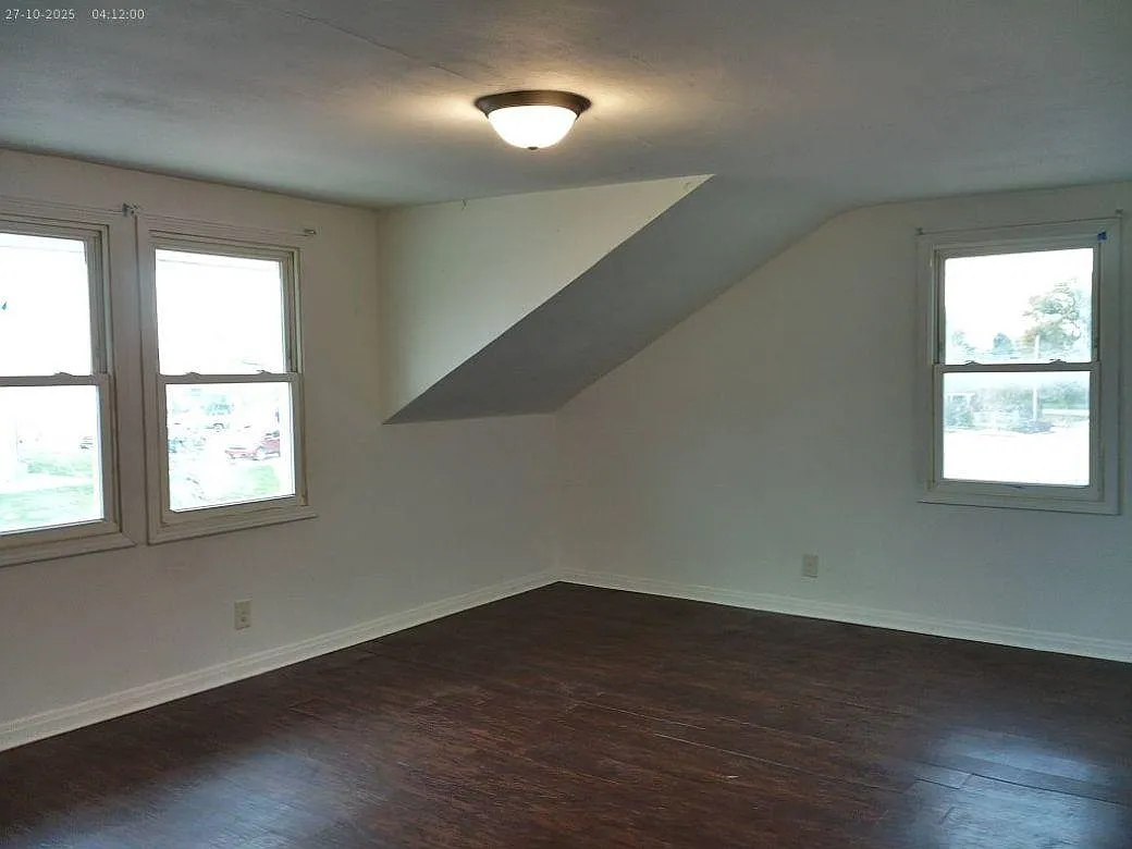 1 bed, 400 sqft, $750 — Photo 2