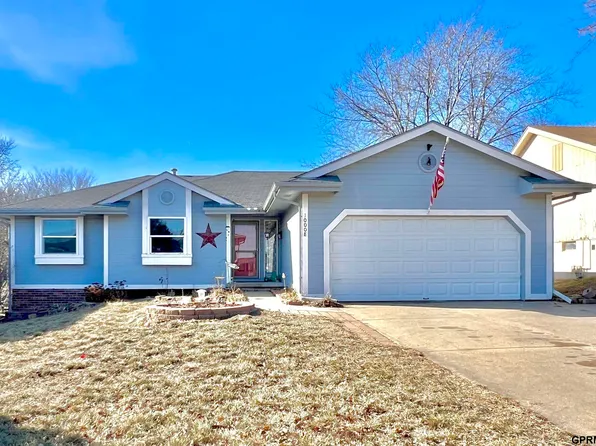 10008 S 10th St, Bellevue, NE 68123