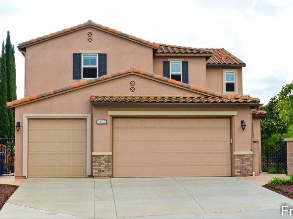 1167 Vista Pointe Blvd