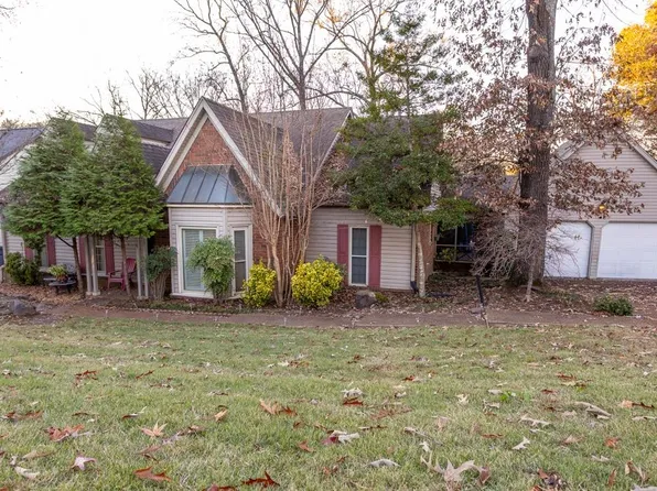 31 Red Thorn Cv, Cordova, TN 38018