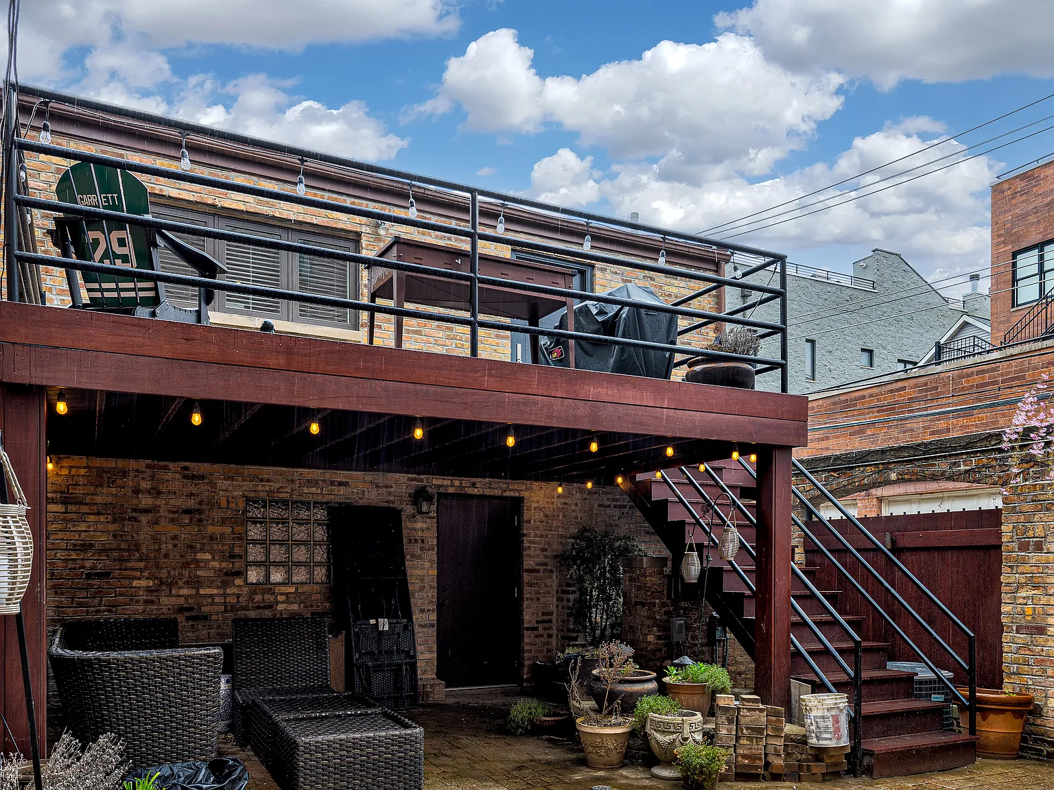 2 bed, 1.5 bath, $3,200 — Photo 2