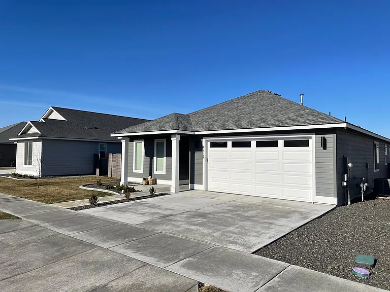 4658 View Dr — Photo 3