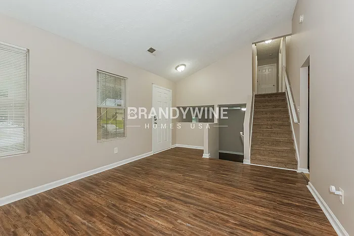 Building Photo - 10445 Ivygate Ave