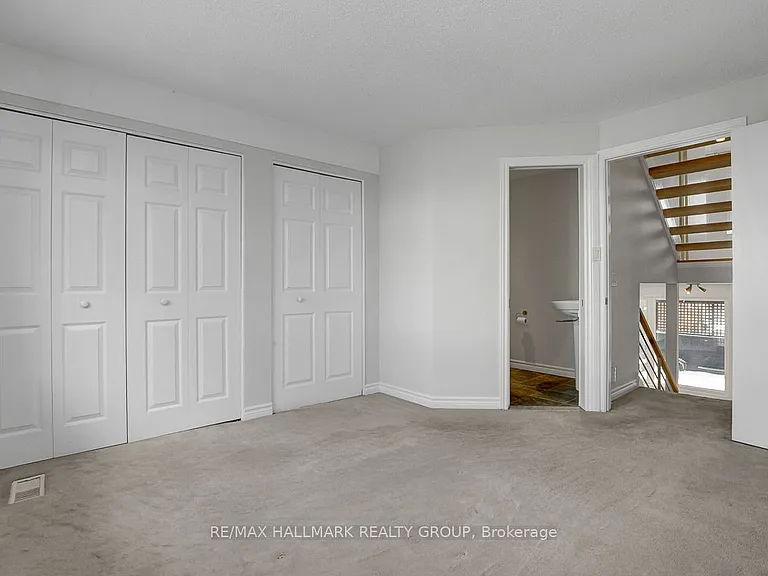 261 Bruyere St — Photo 18