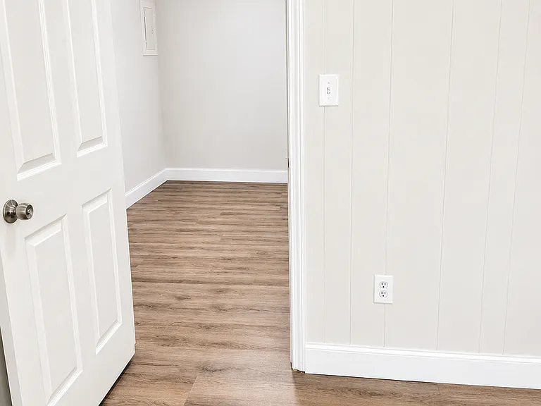 230 N Holly Ave — Photo 12