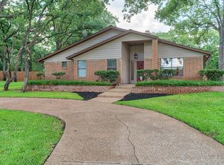 825 Wild Wood Ln, Southlake, TX 76092