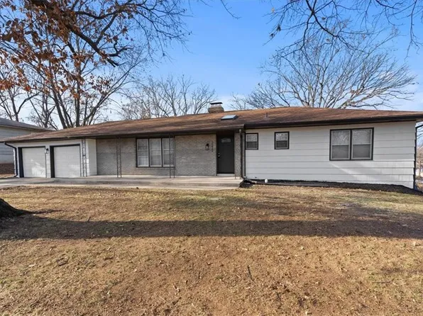 7212 Richmond Ave, Kansas City, MO 64133