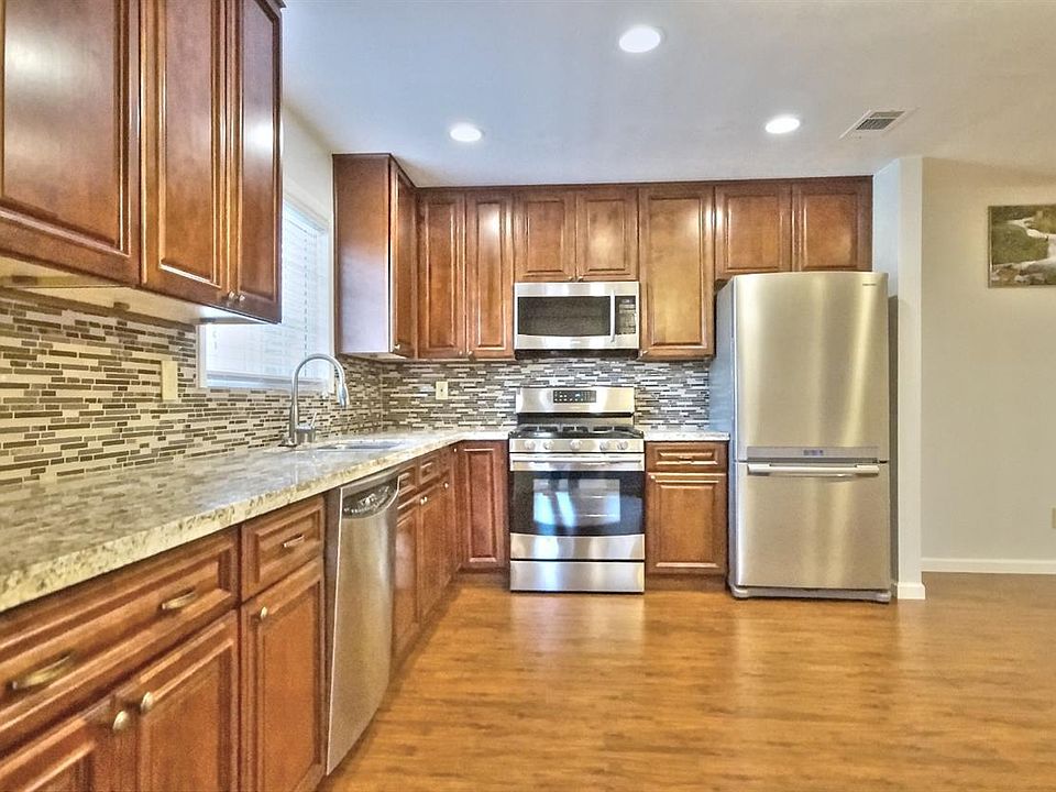 1st image of 8665 Tea Garden Ct