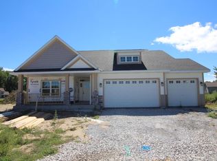 835 Marwood Ct, Racine, WI 53402