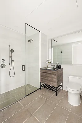 Rented by Kahen Properties | media 25