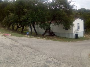 390 Duck Crk, New Braunfels, TX 78132