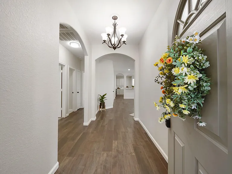 3301 Clover Hill Ln — Photo 10