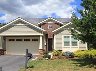213 Grebe Dr, Lake Frederick, VA 22630