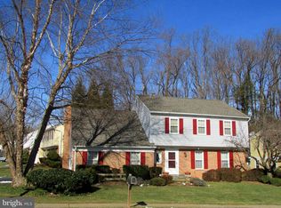 9520 Harrowhill Ln, Burke, VA 22015