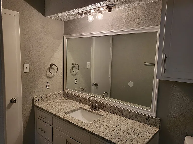 3736 Cibolo Dr — Photo 12