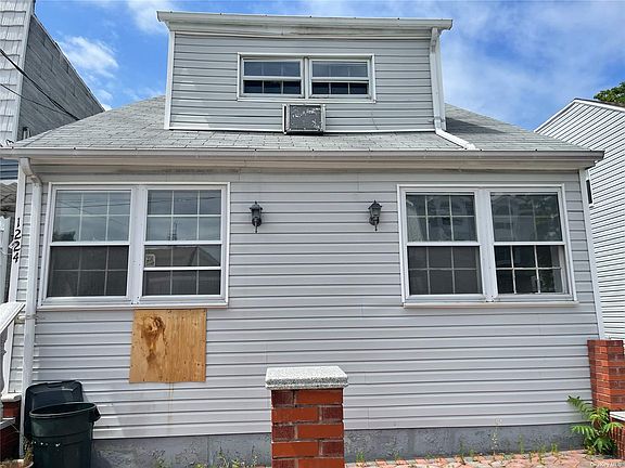 2nd image of 1224 E 87th St