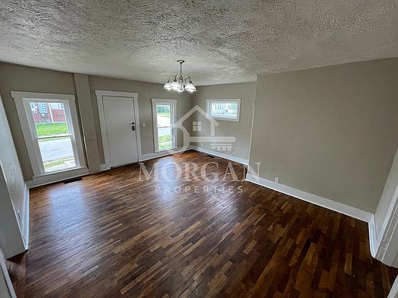 2nd image of 1102 Spring St