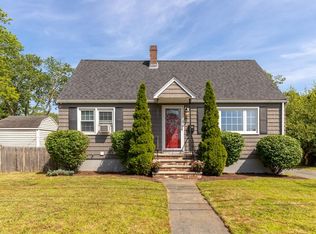38 Home St, Peabody, MA 01960