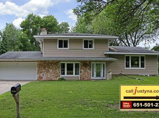 8569 Hillside Trl S, Cottage Grove, MN 55016