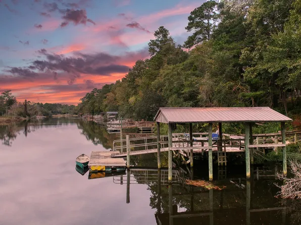 318 Shaftesbury Ln, Summerville, SC 29485
