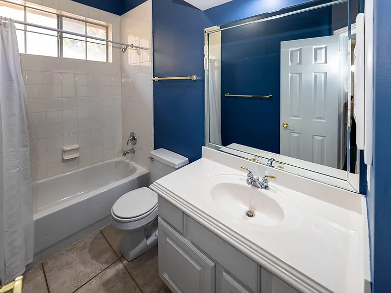 2435 Thorndon Park Ct — Photo 13