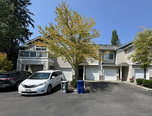 1855 Trossachs Blvd SE Photo 1 1855 Trossachs Blvd SE Photo 1