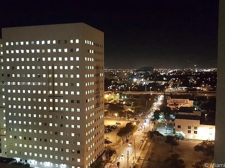 850 N Miami Ave #W-2205 — Photo 14