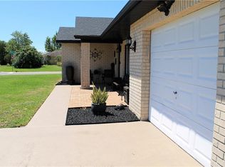 106 Harness Ln, Kissimmee, FL 34743