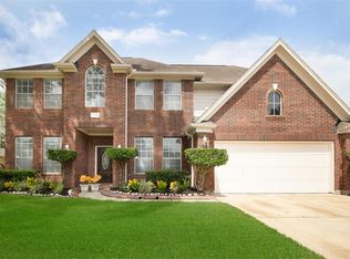 2210 Laurel Oaks Dr, Houston, TX 77014