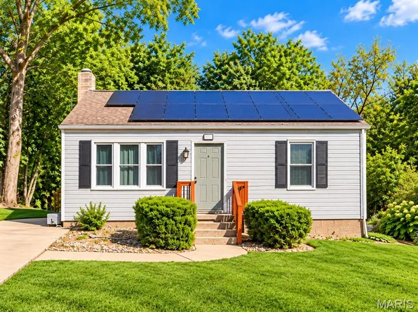 2425 Gillis St, Alton, IL 62002